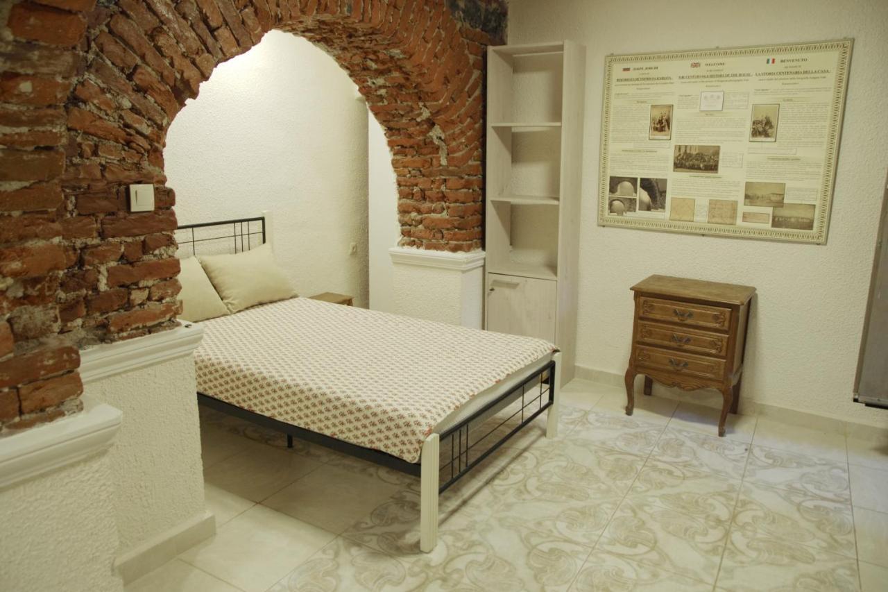 Interhost Guest Rooms And Apartments Sofia Ngoại thất bức ảnh