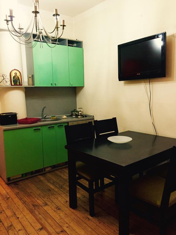 Interhost Guest Rooms And Apartments Sofia Ngoại thất bức ảnh